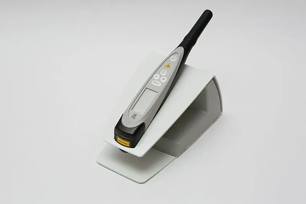 ダイアグノデントペンを導入